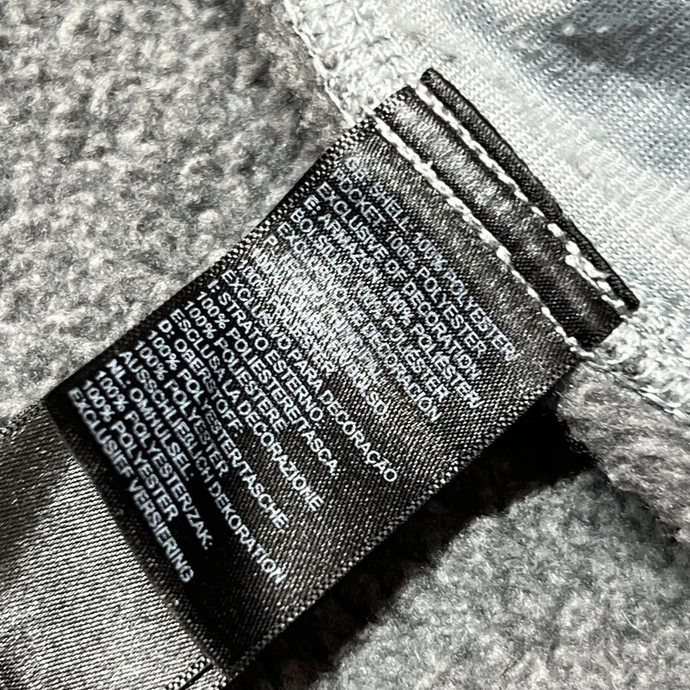 The North Face Vest Mens Small Gray Fleece Full Zip Outdoor Hiking NF0A3YR9